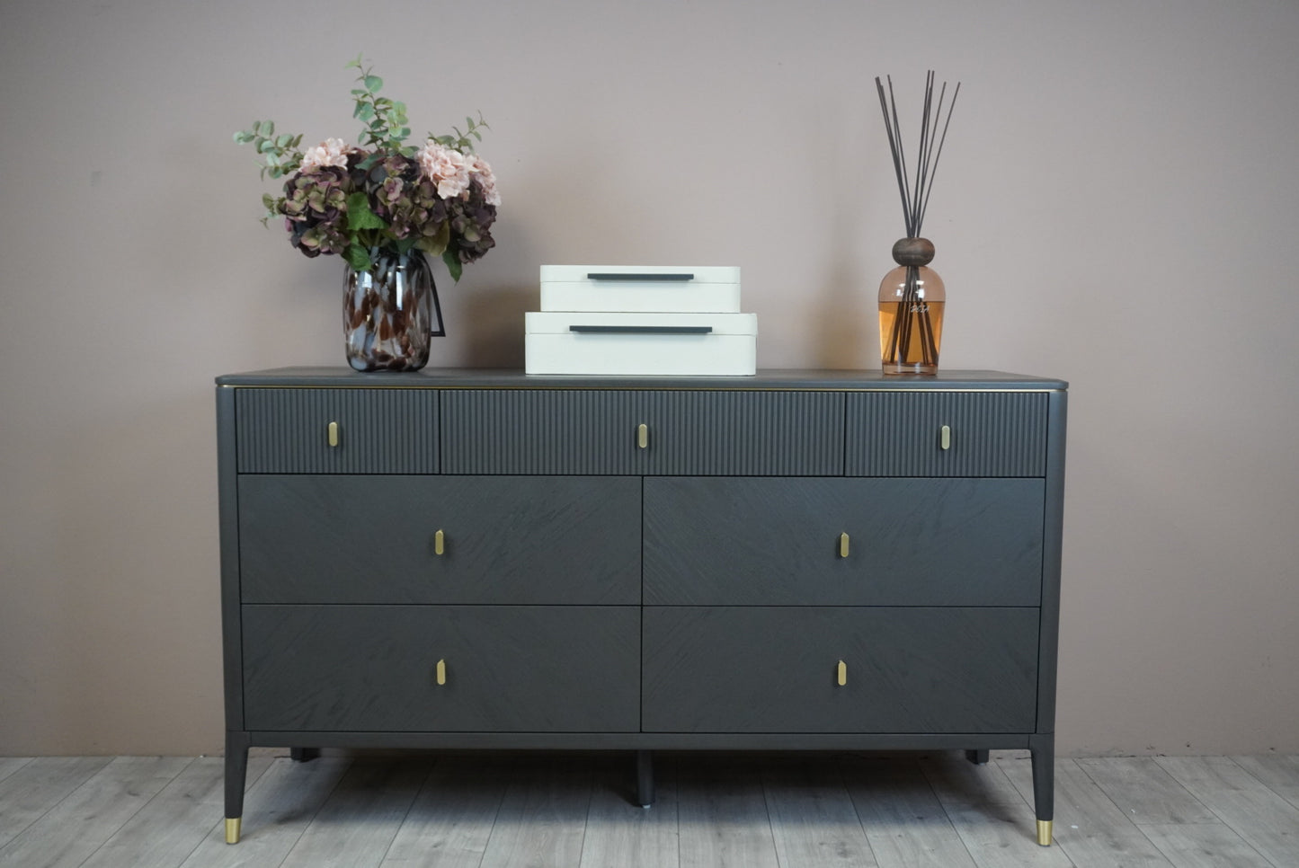 Diletta Ebony Wide Chest