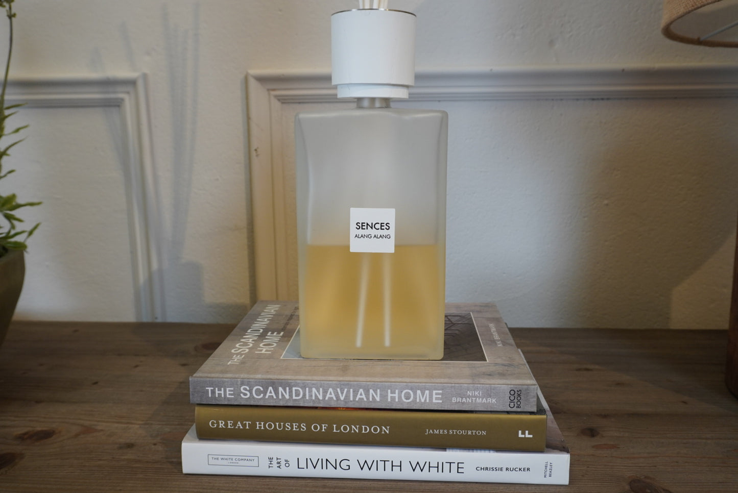Sences White Alang Alang Extra Large Reed Diffuser 2200ml