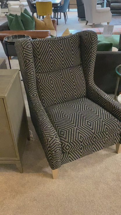 Portrait Chair